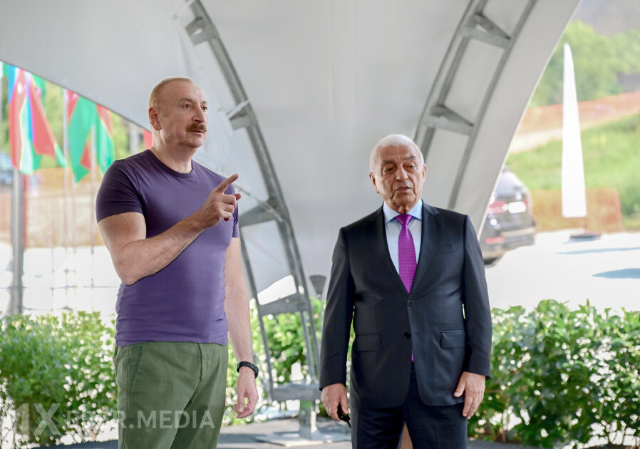 İlham Əliyev Laçında açılış etdi