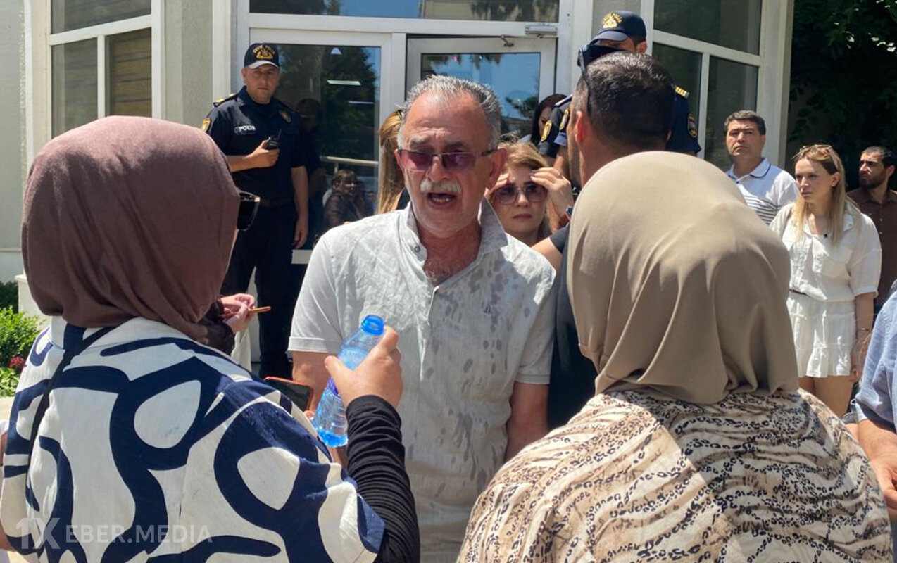 Atası Arzumun həbsindən sonra ölənin yaxınlarına qarğış etdi