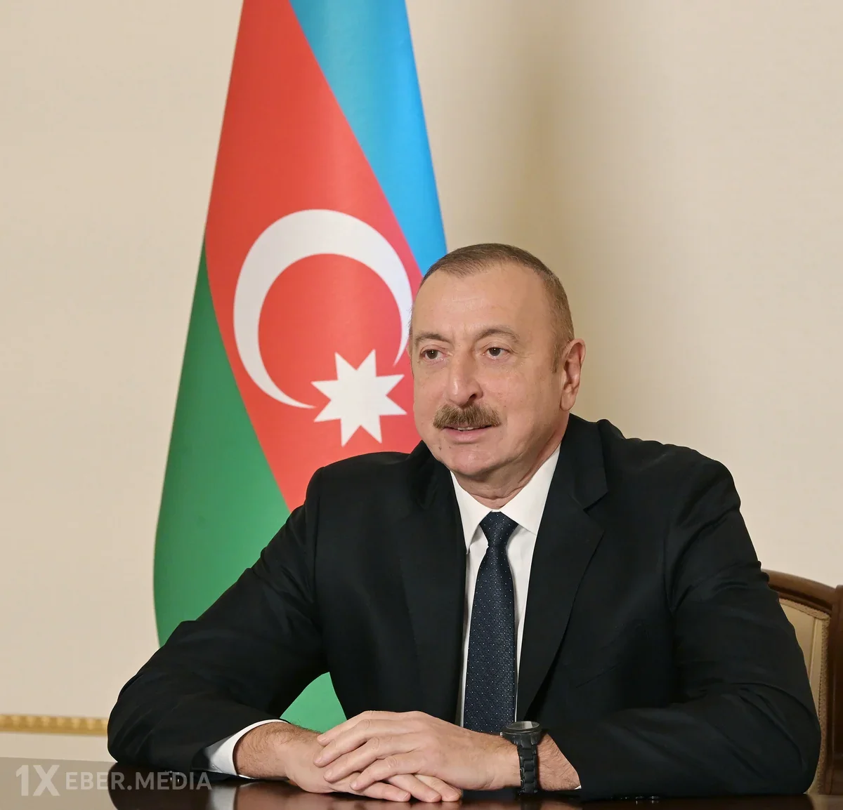 Əliyev Fridrix Mertsi Azərbaycana səfərə dəvət edib