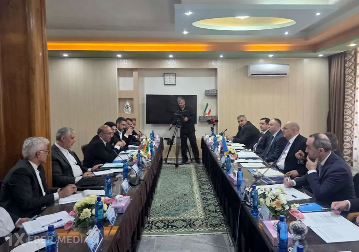 Azərbaycan və İran avtomobillərin sinxron buraxılmasını müzakirə edib