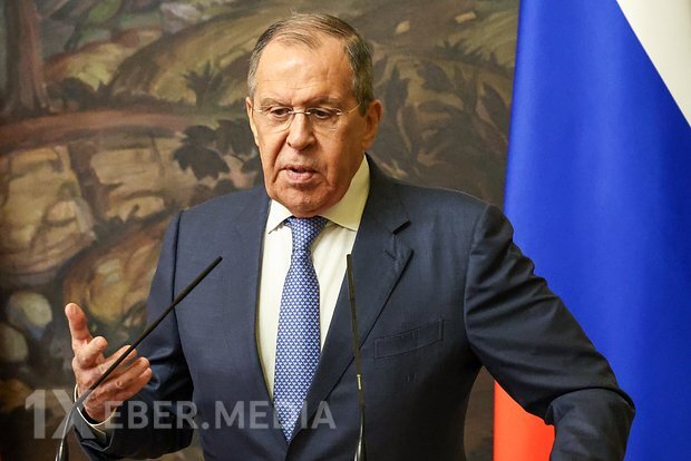 Lavrov Almaniyanın nüvə silahına çıxış əldə etmək niyyəti ilə bağlı narahatlığını ifadə edib