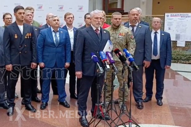 Xüsusi hərbi əməliyyatda iştirak etmədiyi ilə bağlı qalmaqal yaşayan deputat açıqlama verib