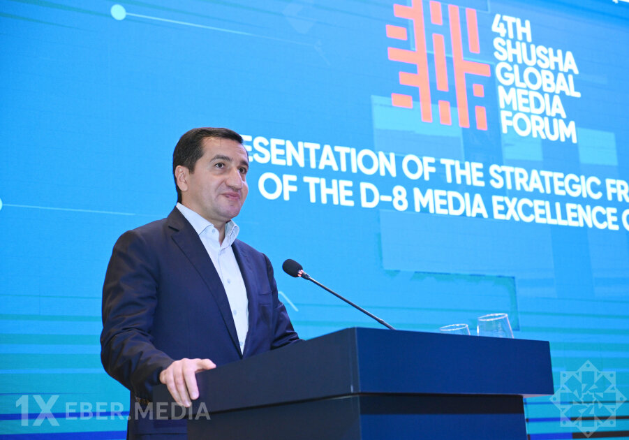 Hikmət Hacıyev  Şuşa Qlobal Media Forumunun ikinci günündə çıxış edib-VİDEO