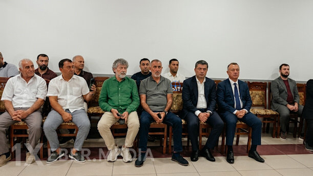 Nurani nazirimizlə sinif yoldaşı olub