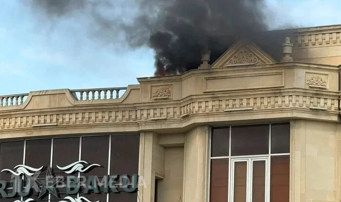 "Burju Baku"dakı yanğın söndürüldü - YENİLƏNİB