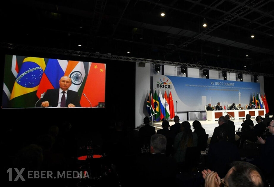 BRICS-də böyük sınaq: Putin, Si və Pezeşkian eyni masada