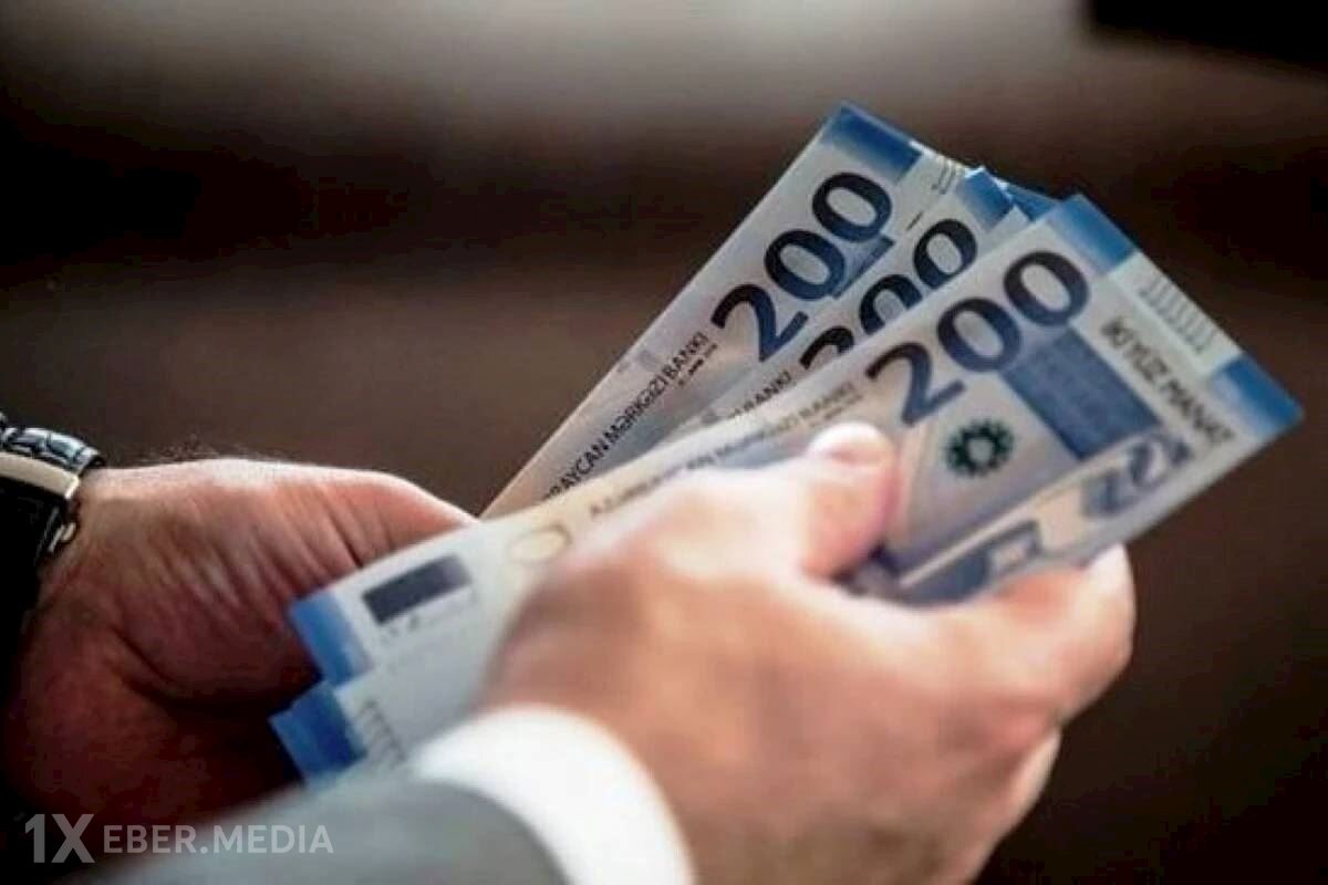 Məktəb direktorlarının maaşı ilə bağlı RƏSMİ AÇIQLAMA