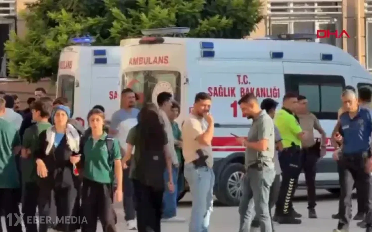 Türkiyədə liseydə atışma: şagirdlər yaralandı (FOTOLAR)