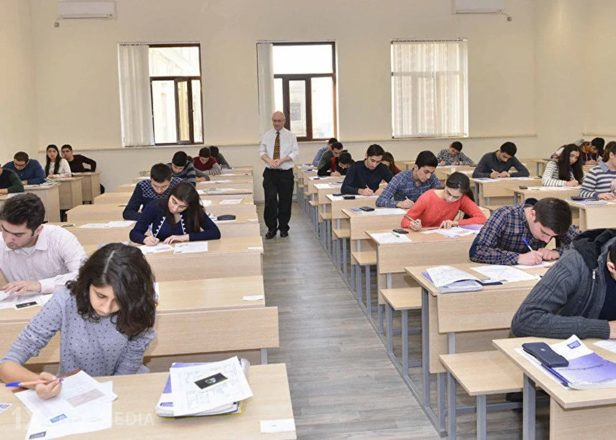 Milli Məclisdə magistraturada təhsilin bir ilə endirilməsi təklif edilib