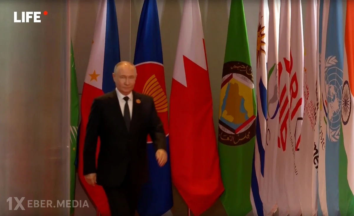 Putin BRICS sammitinə gəldi