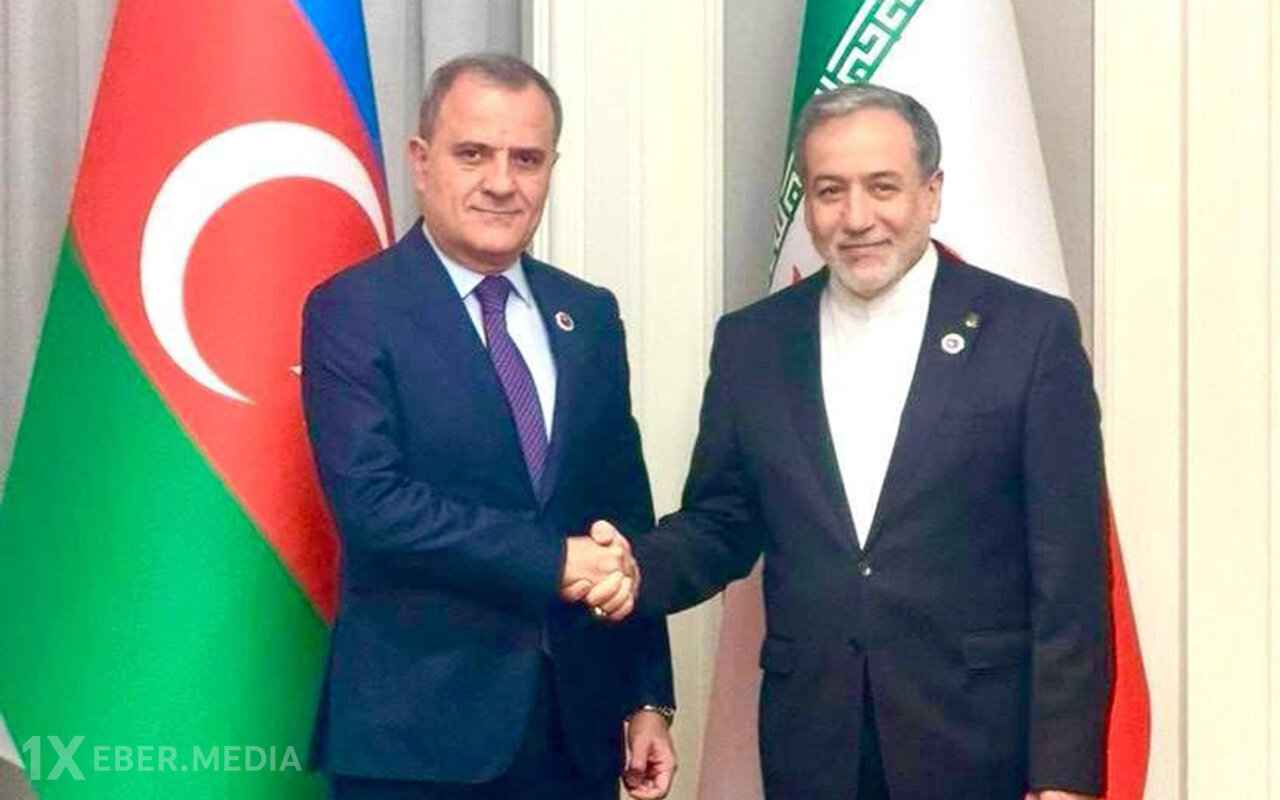 Bayramov iranlı həmkarı ilə görüşdü