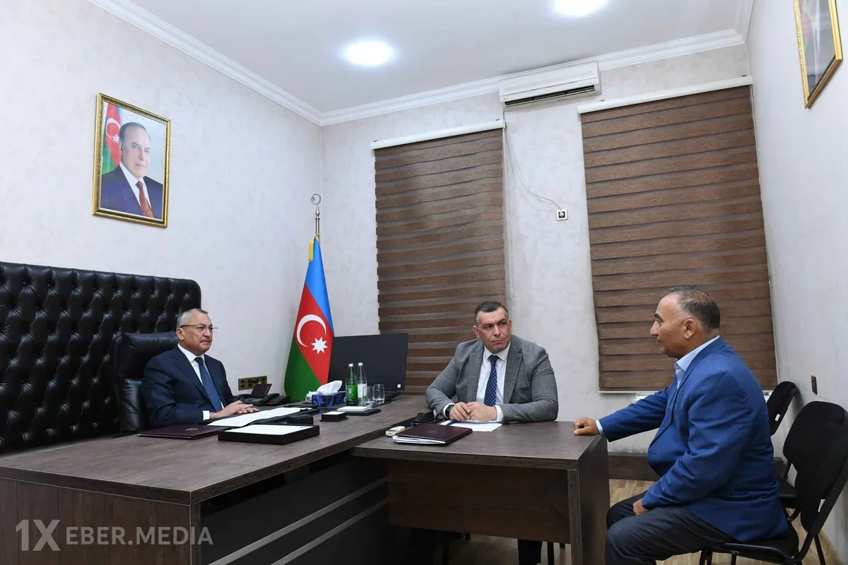 Rövşən Rzayev vətəndaşların növbəti qəbulunu keçirib