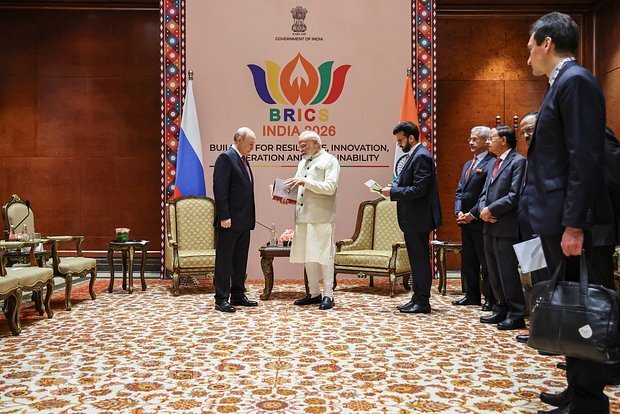Modi Putinin dəvətini qəbul etdi
