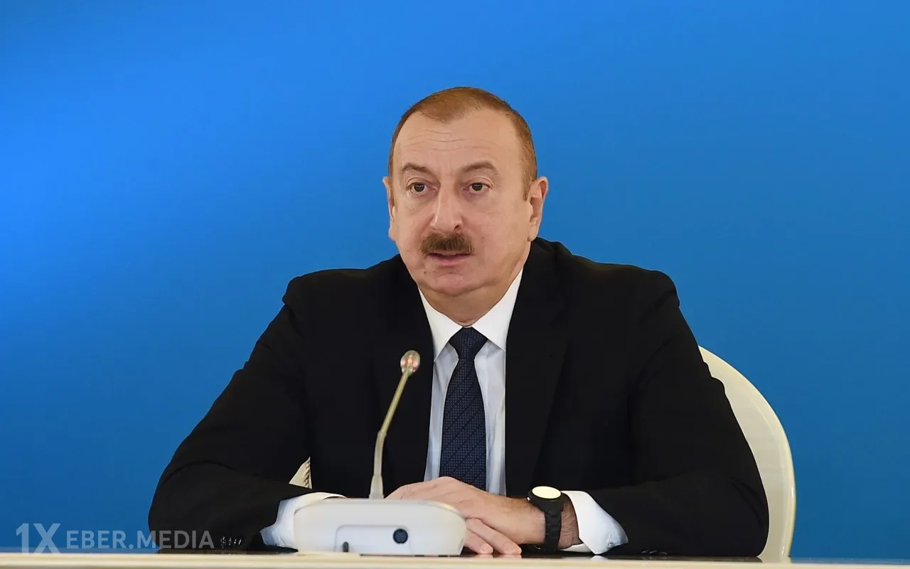 "Azərbaycan Asiya ilə Avropa arasında yerləşən ölkə kimi bağlantılarda öz rolunu oynayır" - İlham Əliyev