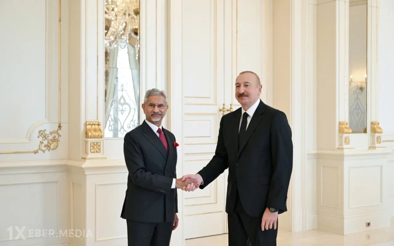 İlham Əliyev Hindistanın xarici işlər nazirini qəbul etdi - FOTOLAR