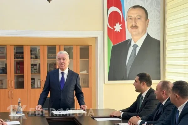 Zeynal Nağdəliyev yeni icra başçısını kollektivə təqdim etdi - FOTOLAR