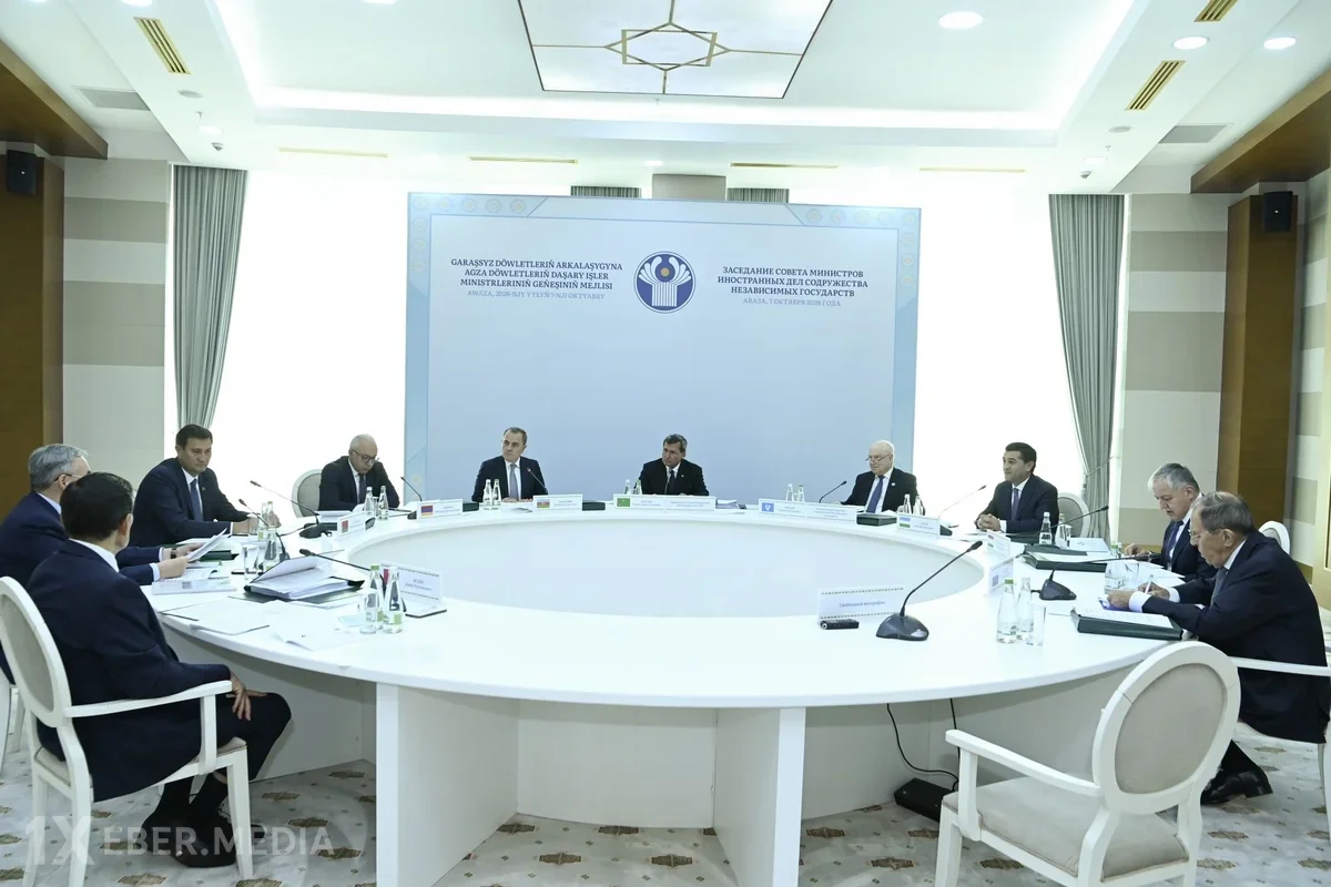 Ceyhun Bayramov MDB XİN Şurasının iclasında çıxış edib