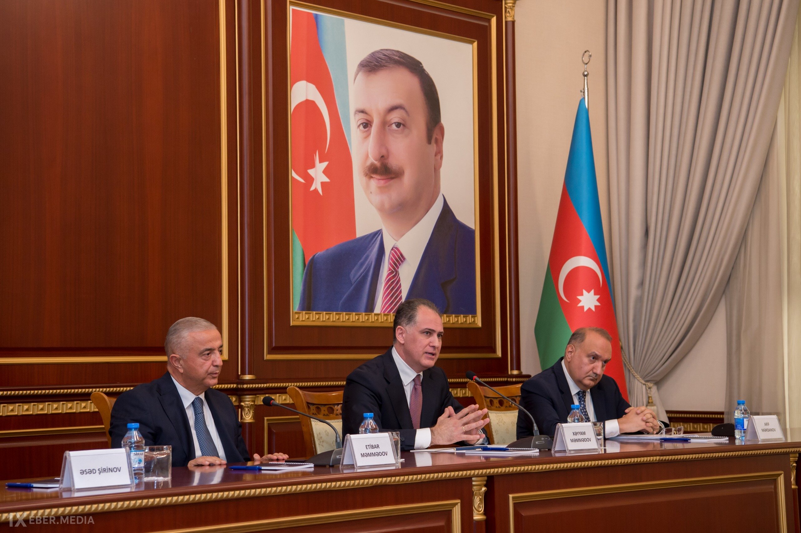 İri Şəhərlərin Su Təchizatının yeni icraçı direktoru kollektivə təqdim edildi